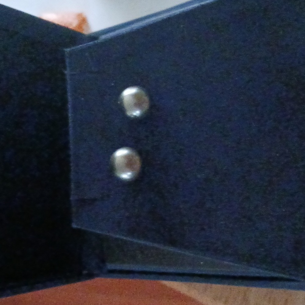 Tahitian Pearl earrings